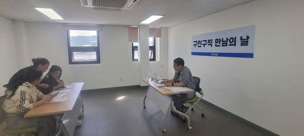 예산군 구인.jpg